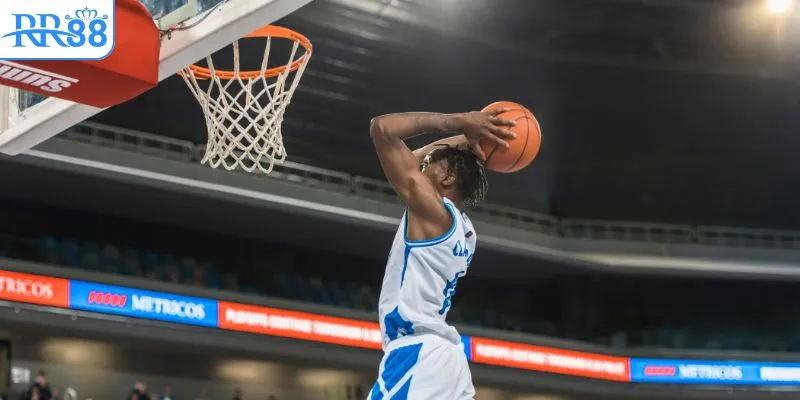 Tìm hiểu về cược bóng rổ online